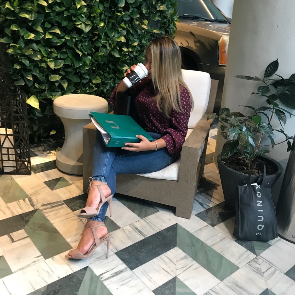 Meet your Posher, Raquel